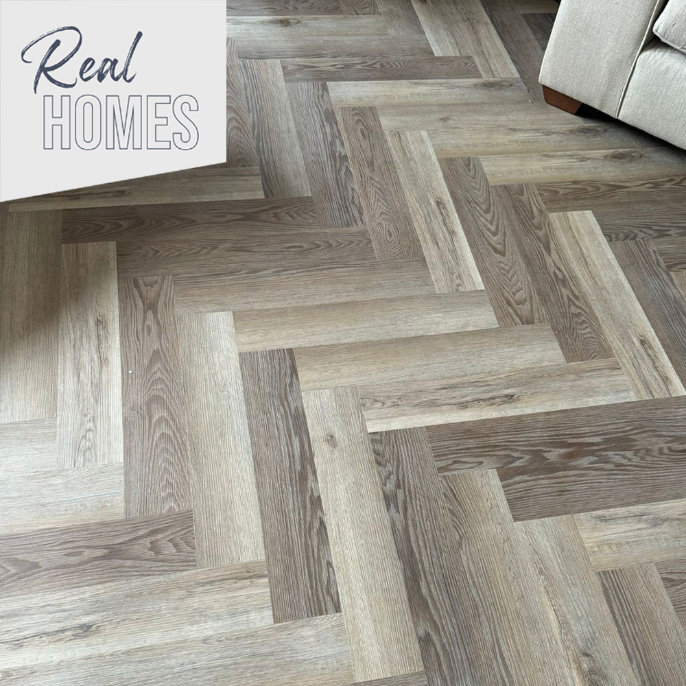 GOLDEN OAK HERRINGBONE