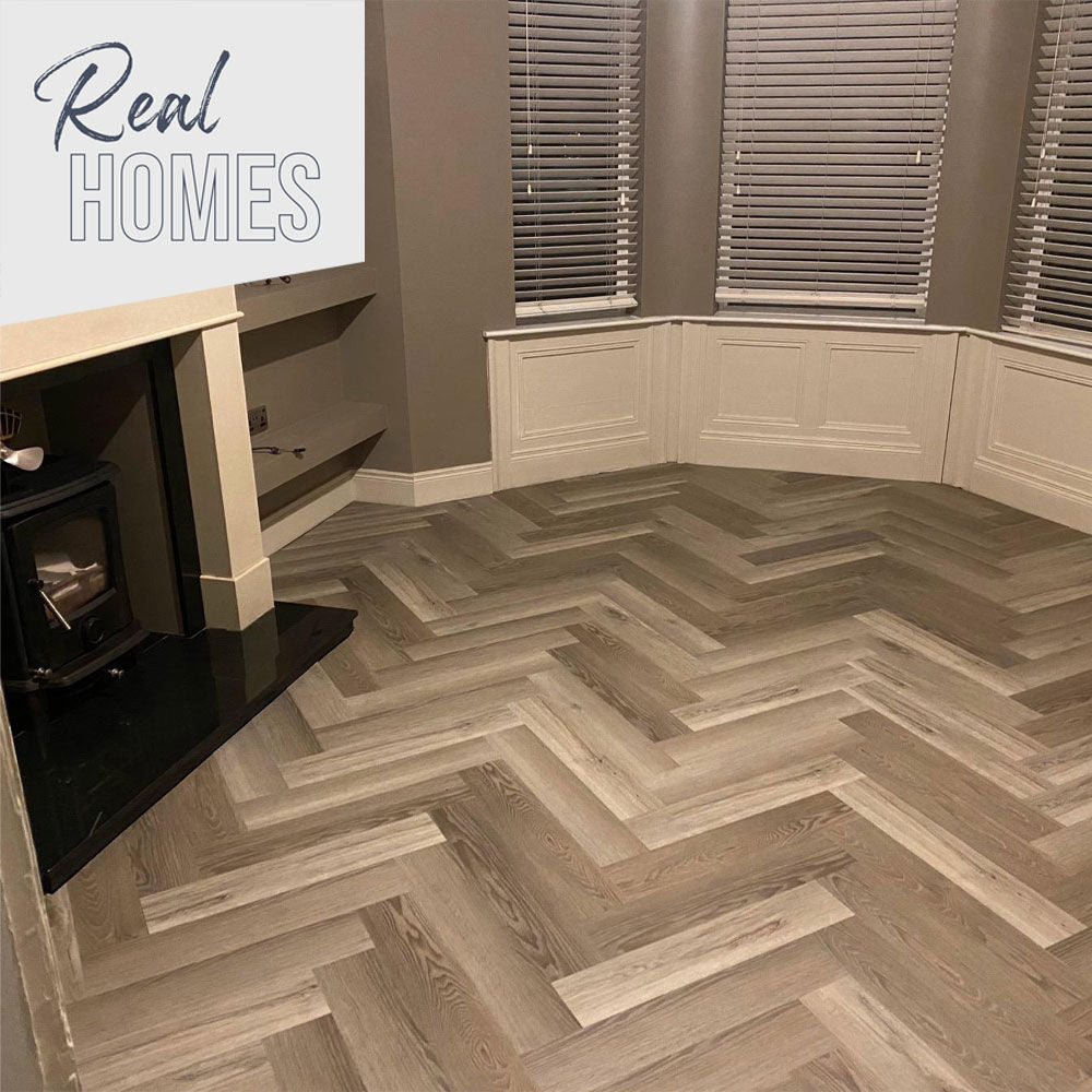 GOLDEN OAK HERRINGBONE