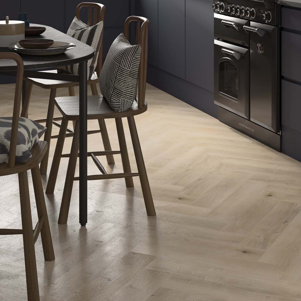 LIGHT OAK HERRINGBONE
