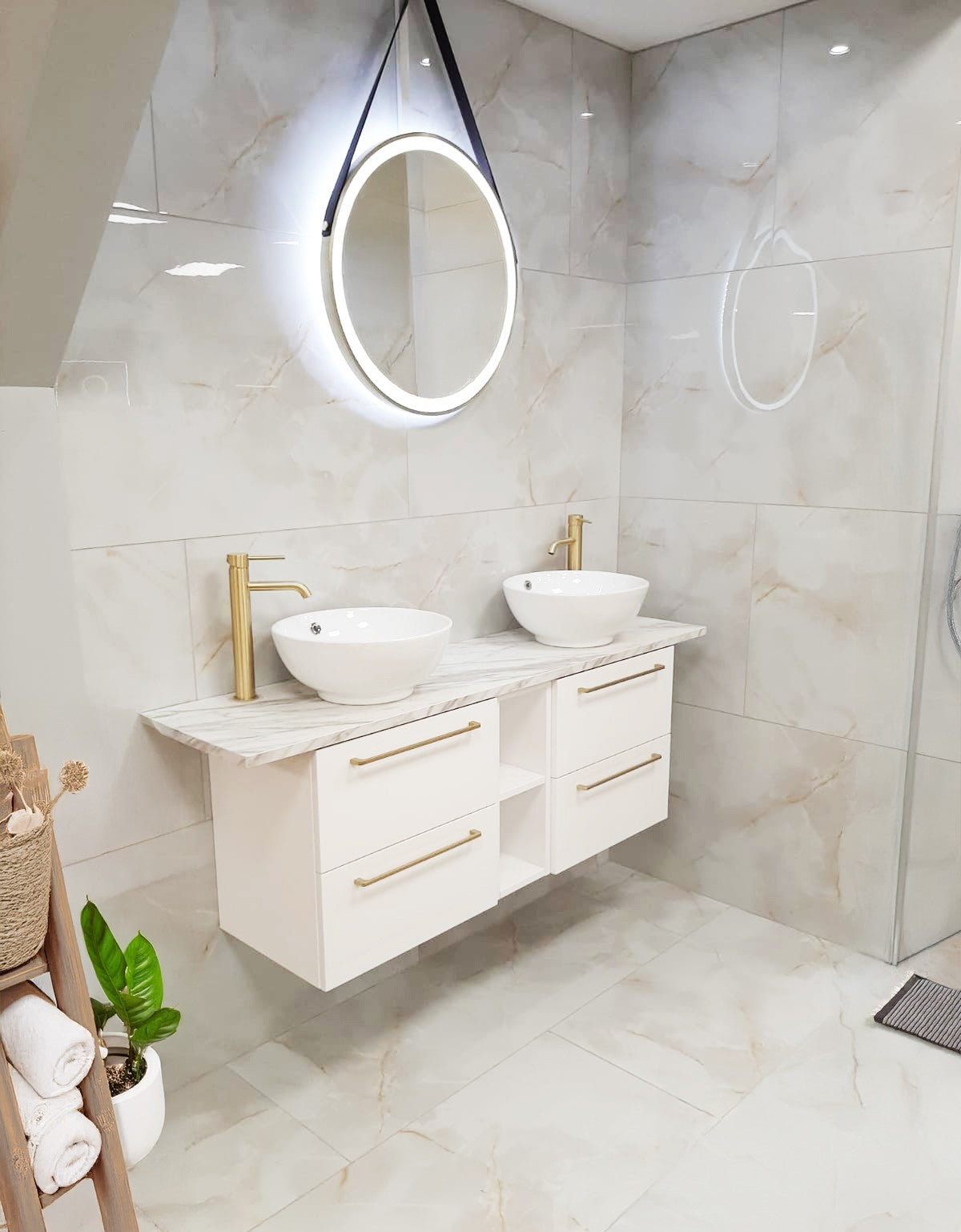 SILK ONYX GOLD MARBLE
